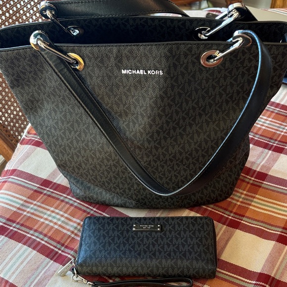 Michael Kors Black and Gray Signature Tote and wallet